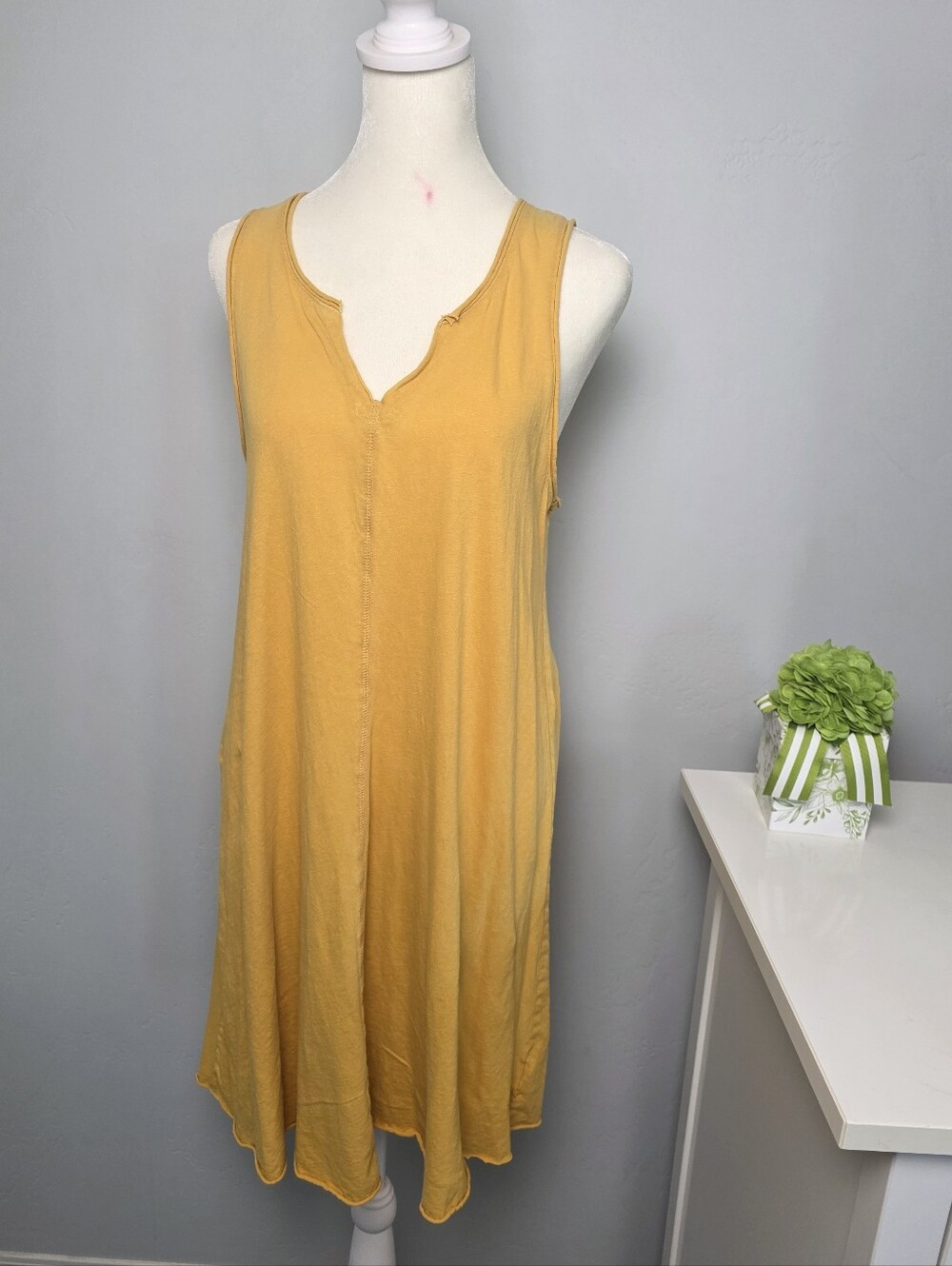 Universal Thread Mustard Yellow Sleeveless Swing Dress Size Small